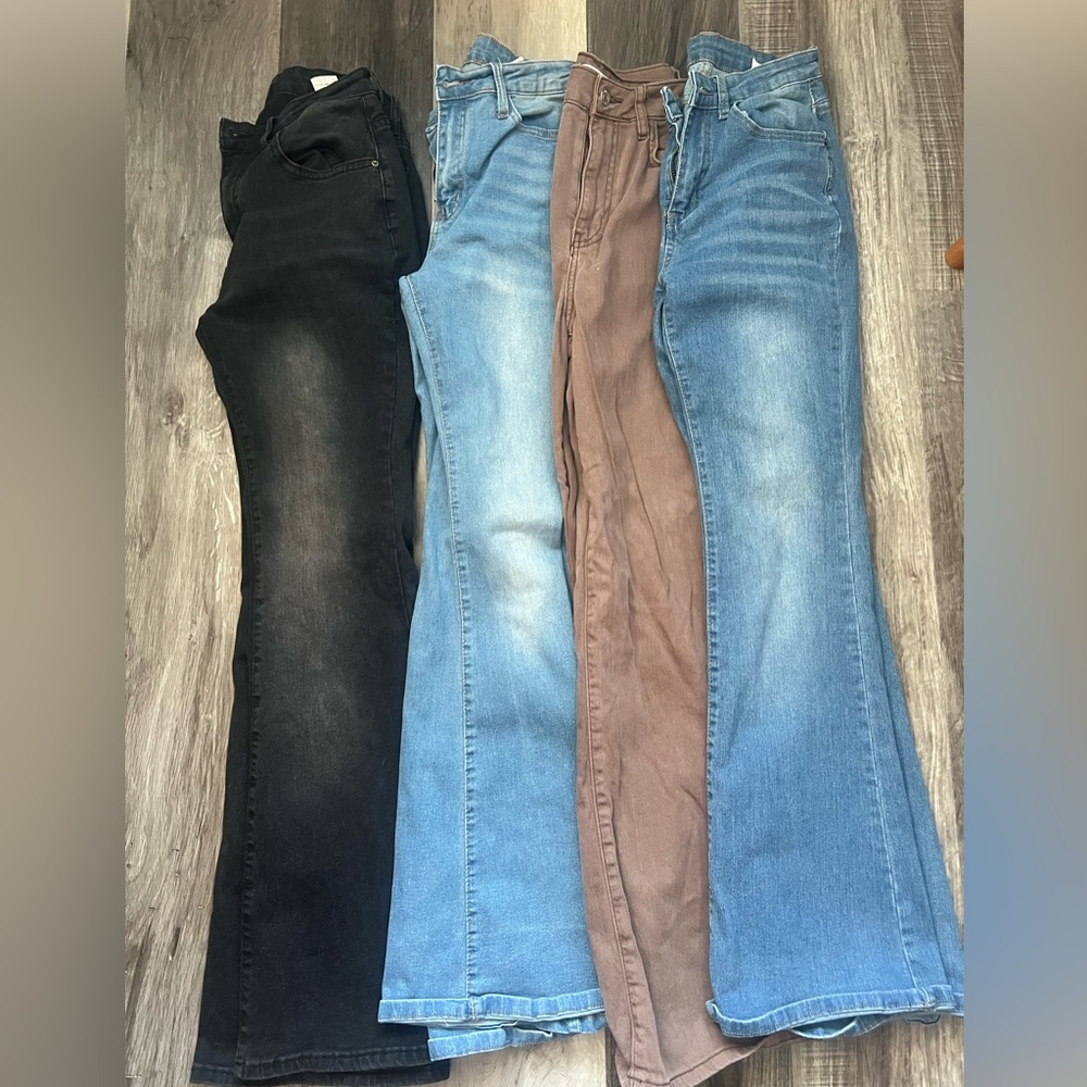 Shein Flare Jeans Size medium bundle 4 pairs